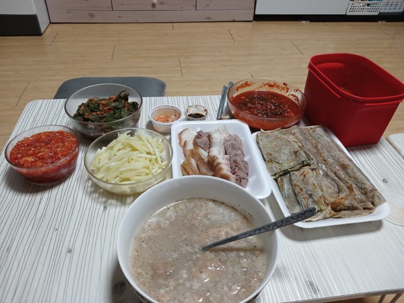 아침식사들챙기세요^^