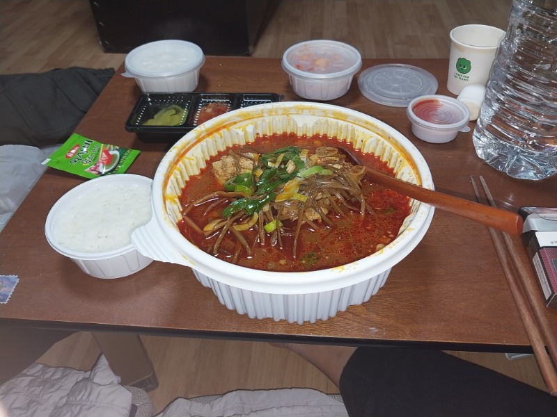 야식타임~~