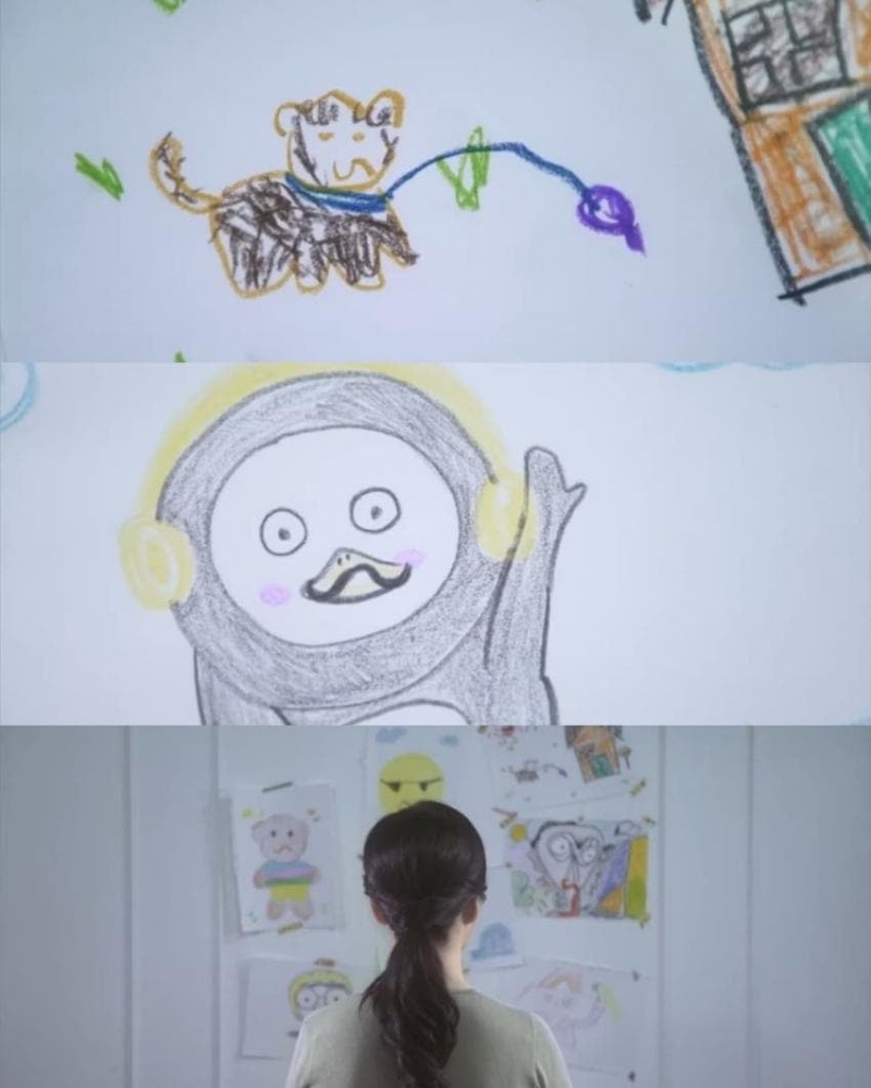 딸이 사람 입모양을 이상하게 그려요,,
