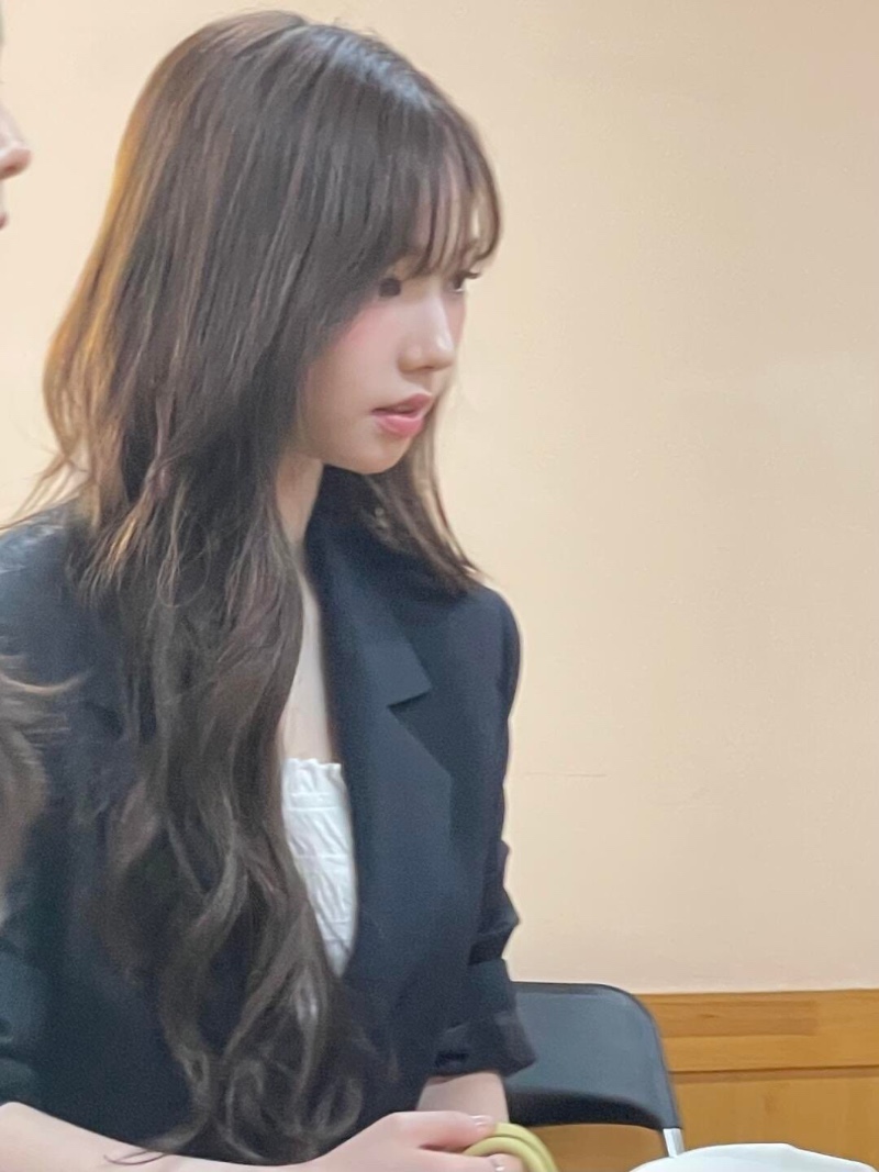 친언니 결혼식에 참석한 카리나