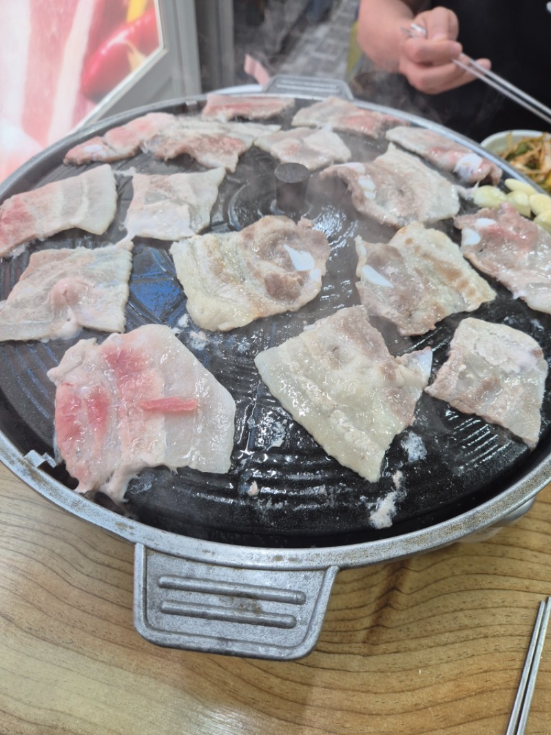 맛저들 하세요 냉삼 ㅎ