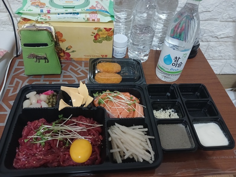 한잔묵구~  자자ㅎ