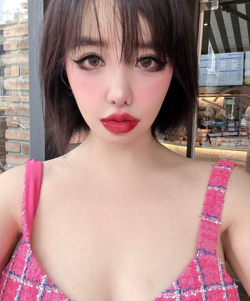 투애니원 박봄 근황