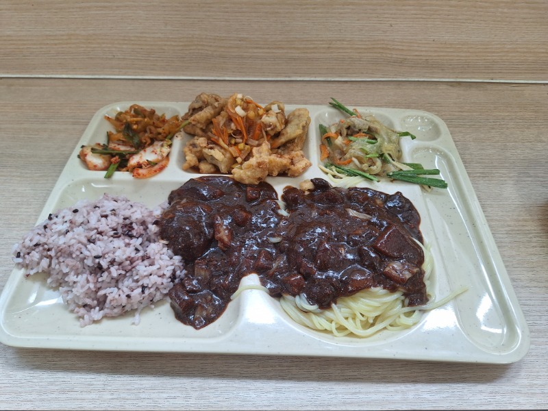 점심이 늦었습니다