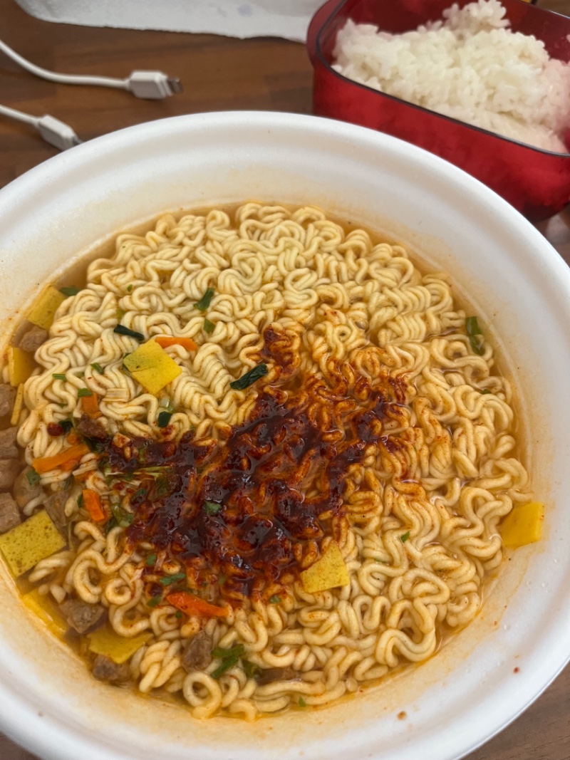 밥묵자~~~