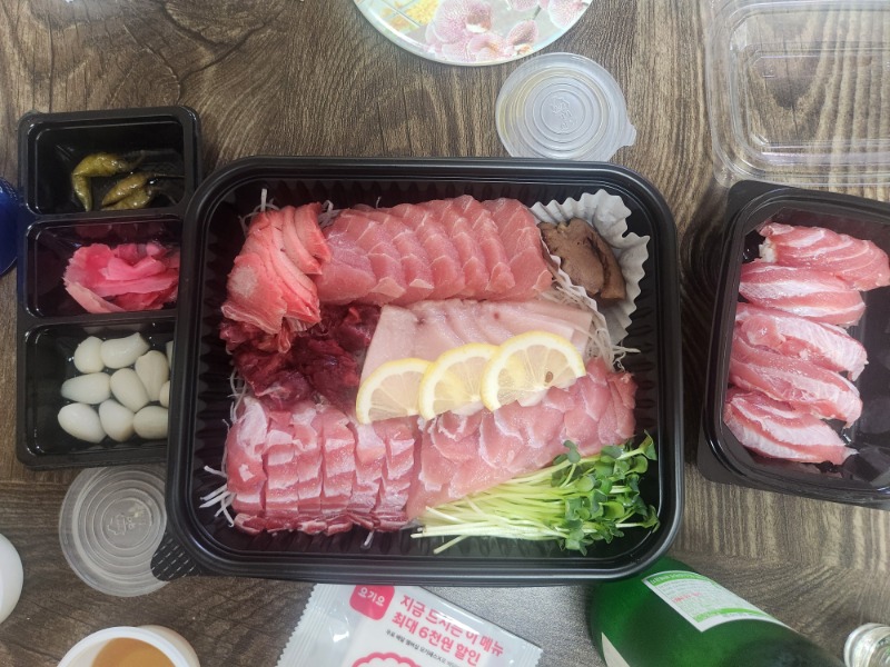 오늘은 참치회 갑시다!!!