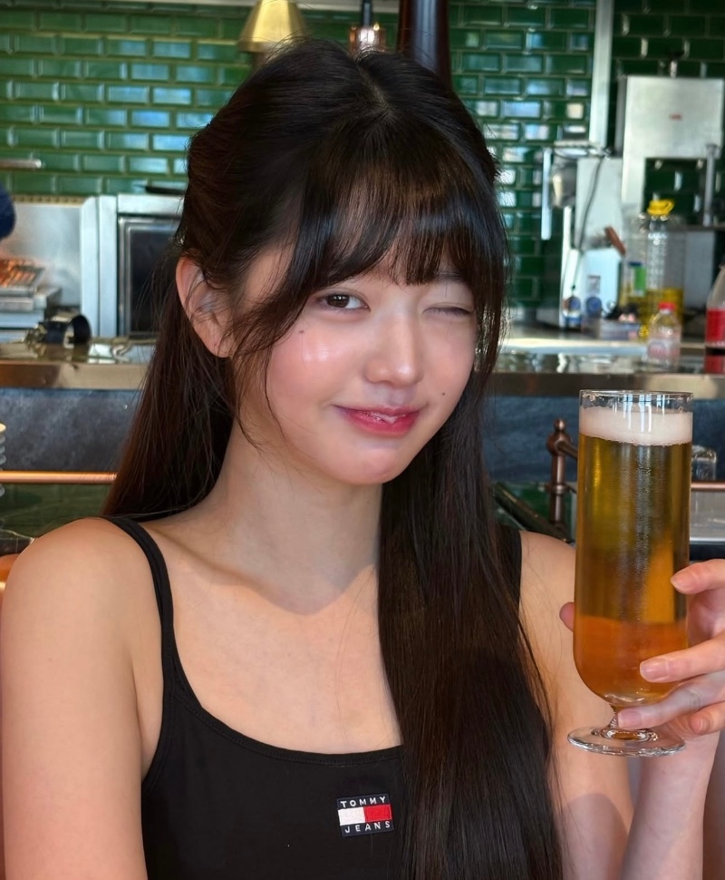 쌩얼로 밥 먹으러 간 원영찌