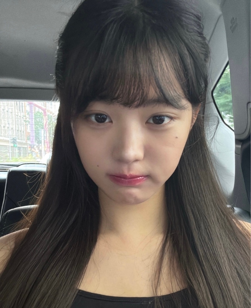 쌩얼로 밥 먹으러 간 원영찌