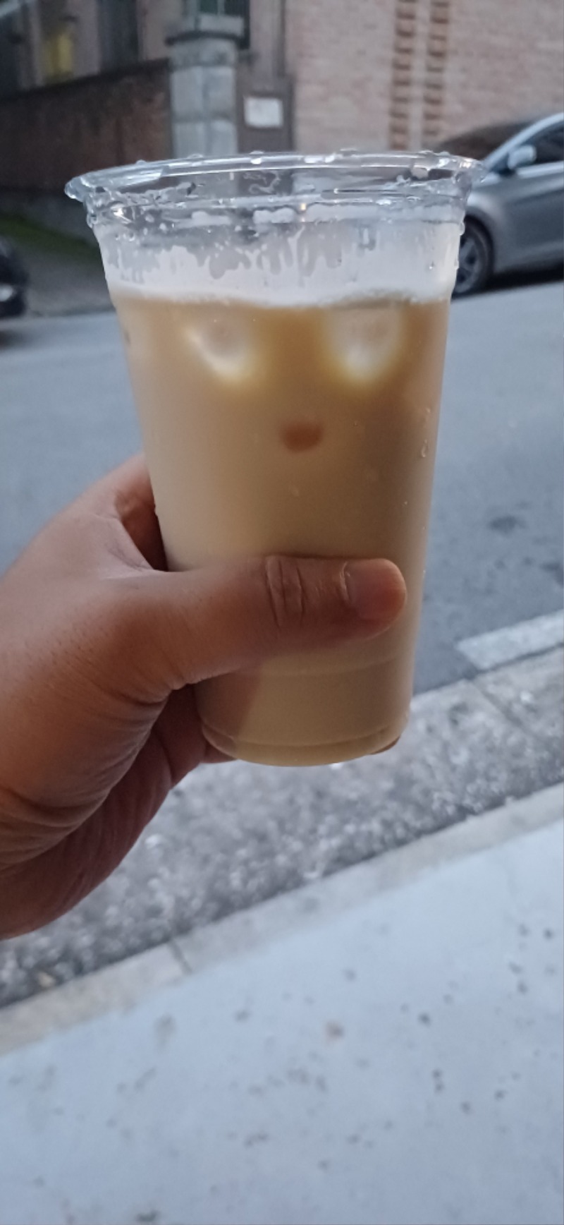 날더운데 홈메이드 라떼한잔 어때요?