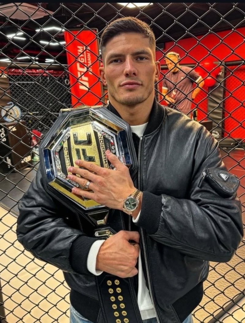 부업 UFC 베르사체 전속모델