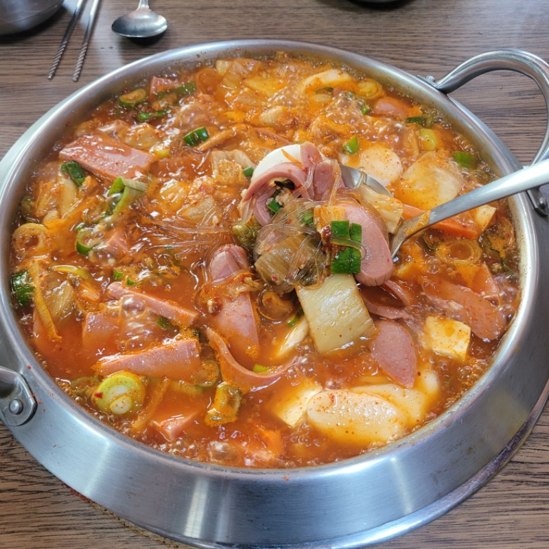 오늘의점심은 요곱니다~요고시라~