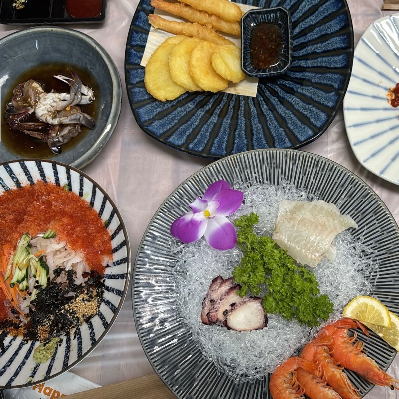 다들 맛점하세용 !!!!