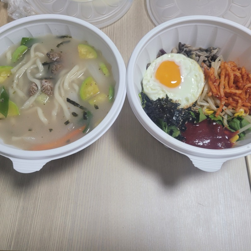 오늘도 입맛이없어서 간단하게 점심먹어봅니다 펭아 이건간단한거야