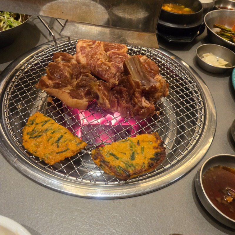 오늘 저녁은 꼬기~