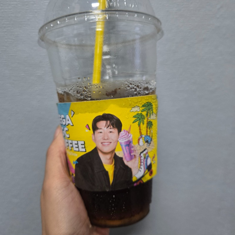 상어야 커피 맛있다~~~