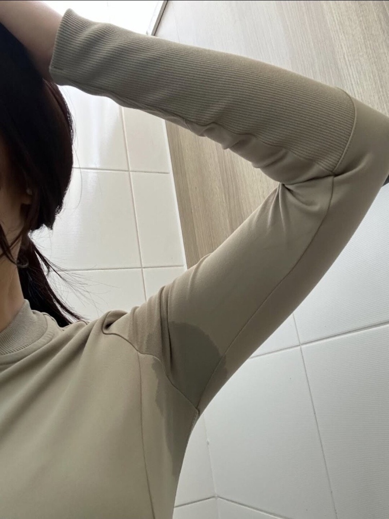 운동 후 겨땀이 거슬리네요