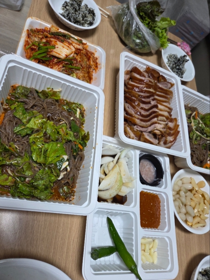 족발이 왔어요~~~