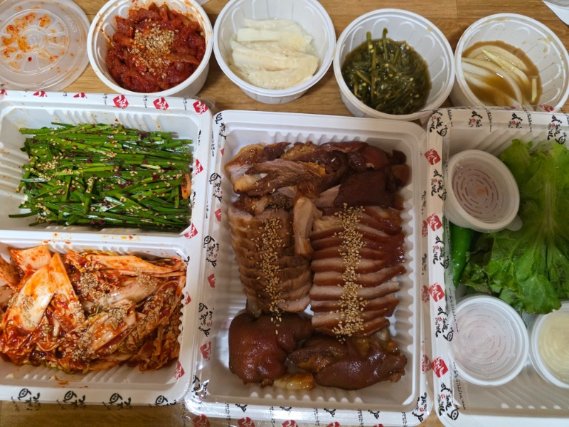 돈이 매력에빠져서 이제서야 배를채웁니다!