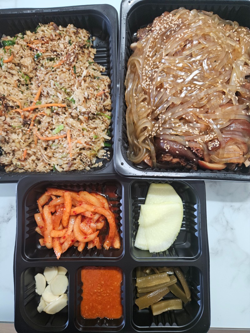 야식은 족발이지요 ㅎ