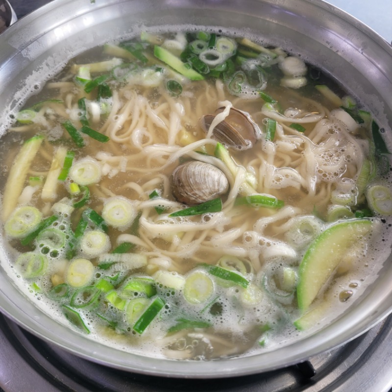 오늘의 점심은 욕ㆍ브니다~요고시라 스바시바~
