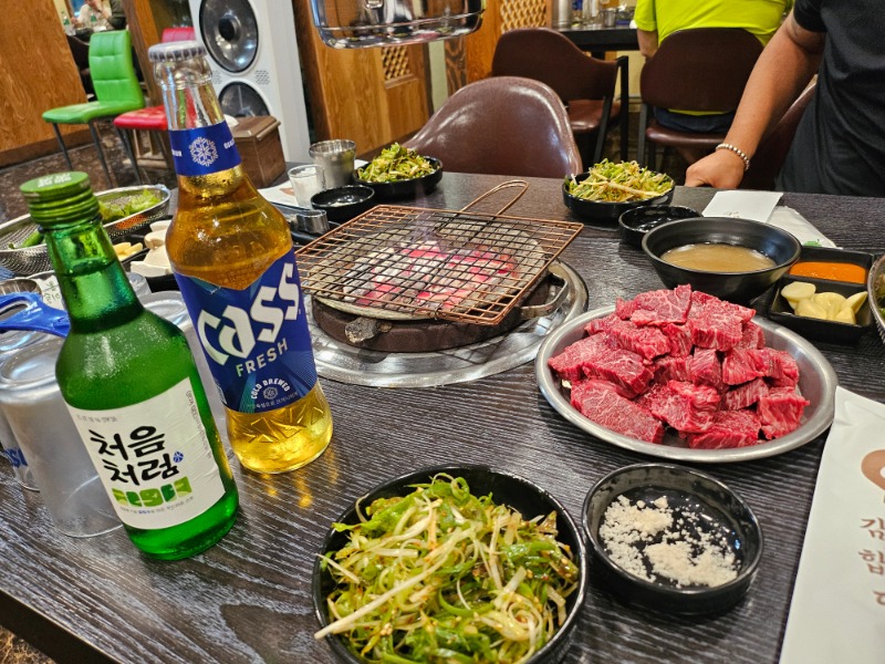 일마치고 늦은저녁합니당~