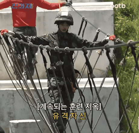 군복입은 원영찌